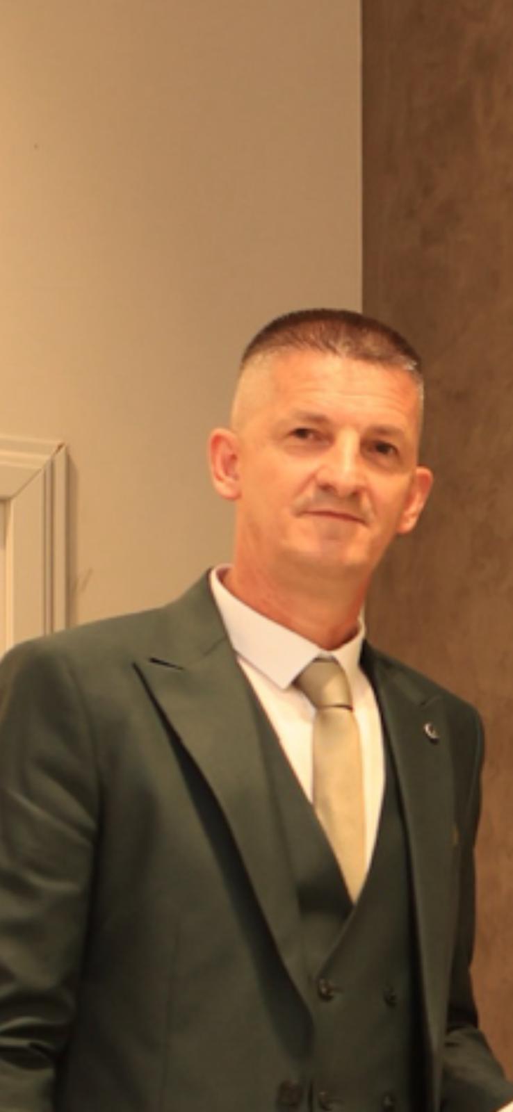 Akil Metolli, Unternehmer bei Metolli SHK